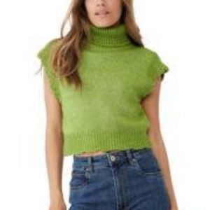 💚 COTTON ON Fluffy Brushed Scallop Sweater Vest